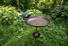 Laden Sie das Bild in den Galerie-Viewer, Handmade Blue tit bronze powder coated bird feeder for garden/outdoor