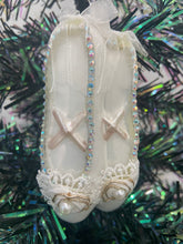 Afbeelding in Gallery-weergave laden, Glass Christmas white ballerina shoes Christmas bauble tree hanging decoration/christmas/seasonal/ glass hanging item - Marissa's Garden & Gift