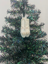 Afbeelding in Gallery-weergave laden, Glass Christmas white ballerina shoes Christmas bauble tree hanging decoration/christmas/seasonal/ glass hanging item - Marissa's Garden & Gift