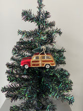 Charger l'image dans la galerie, Glass Christmas truck with christmas tree Christmas bauble tree hanging decoration/christmas/seasonal/ glass hanging item - Marissa's Garden & Gift