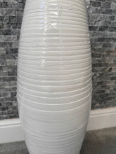 Laden Sie das Bild in den Galerie-Viewer, Handmade 60cm tall white washed modern bamboo vase - Marissa's Garden & Gift