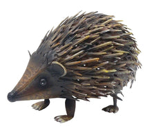 Laden Sie das Bild in den Galerie-Viewer, Hedgehog garden metal sculpture measuring 18x16x30cm - Marissa's Garden & Gift