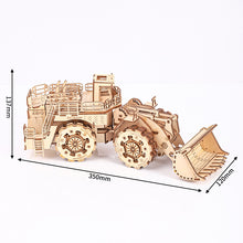 Afbeelding in Gallery-weergave laden, DIY Model wooden kit Digger - Marissa's Garden & Gift