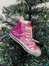 Indlæs billede til gallerivisning Glass Christmas pink glitter trainer shoe Christmas bauble tree hanging decoration/christmas/seasonal/ glass hanging item - Marissa's Garden & Gift