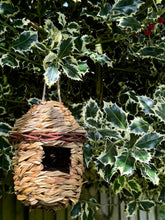 Indlæs billede til gallerivisning Handmade hut weave rattan birdhouse 14 x 14 x 17cm - Marissa's Garden & Gift