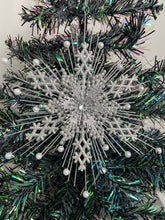 Charger l'image dans la galerie, Handmade silver hanging snowflake Christmas bauble tree hanging decoration/christmas/seasonal/ resin hanging item measuring 19 x 2 x 23cm - Marissa's Garden & Gift