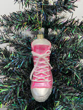 Indlæs billede til gallerivisning Glass Christmas pink glitter trainer shoe Christmas bauble tree hanging decoration/christmas/seasonal/ glass hanging item - Marissa's Garden & Gift
