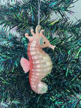 Charger l'image dans la galerie, Glass sea horse Christmas bauble tree hanging decoration/christmas/seasonal/ glass hanging item - Marissa's Garden & Gift