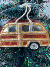 Charger l'image dans la galerie, Glass Christmas truck with christmas tree Christmas bauble tree hanging decoration/christmas/seasonal/ glass hanging item - Marissa's Garden & Gift