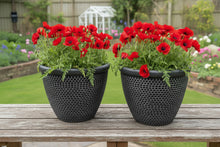 Laden Sie das Bild in den Galerie-Viewer, Wentworth black and silver coloured flower pot x 2 pots - Marissa's Garden & Gift
