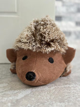 Afbeelding in Gallery-weergave laden, Handmade hedgehog door stop Indoor 27cmLx 19cm W x 14cm H - Marissa's Garden & Gift