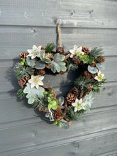 Afbeelding in Gallery-weergave laden, Handmade hanging heart wreath 30 x 29 x 10cm Christmas /seasonal hanging wreath - Marissa's Garden & Gift