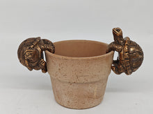 Load image into Gallery viewer, Polyresin pair of bronze coloured turtle pot hangers - Marissa's Garden & Gift