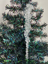 Charger l'image dans la galerie, Handmade christmas tree hanging icicle measuring 4 x 2.5 x 23.5cm 4 pieces - Marissa's Garden & Gift