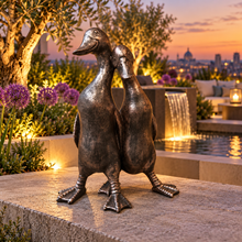 Afbeelding in Gallery-weergave laden, New Bronze ducks pair polyresin ornament in a scenic garden