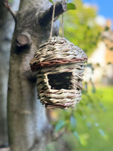Indlæs billede til gallerivisning Handmade hut weave rattan birdhouse 14 x 14 x 17cm - Marissa's Garden & Gift
