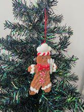 Charger l'image dans la galerie, Resin Christmas gingerbread man Christmas bauble tree hanging decoration/christmas/seasonal/ resin hanging item - Marissa's Garden & Gift
