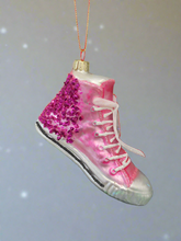 Indlæs billede til gallerivisning Glass Christmas pink glitter trainer shoe Christmas bauble tree hanging decoration/christmas/seasonal/ glass hanging item - Marissa's Garden & Gift