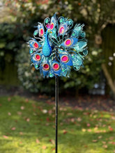 Indlæs billede til gallerivisning Handmade Aurora peacock powder coated garden wind sculpture spinner measuring 150cm - Marissa's Garden & Gift