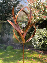 Indlæs billede til gallerivisning knightsbridge Bronze windsculpture/windspinner with solar bulb measuring 61 x 61 x 208cm - Marissa's Garden & Gift