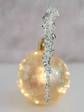 Charger l'image dans la galerie, Handmade christmas tree hanging icicle measuring 4 x 2.5 x 23.5cm 4 pieces - Marissa's Garden & Gift