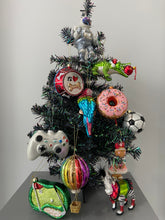 Load image into Gallery viewer, Christmas parrot bauble tree hanging decoration/christmas/seasonal/ glass hanging item - Marissa's Garden & Gift