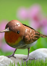 Load image into Gallery viewer, Handmade powder coated metal bird Robin