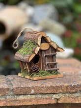 Afbeelding in Gallery-weergave laden, Handmade wooden Birdhouse with wooden stairs & acorn design 16 x 11 x 17cm - Marissa's Garden & Gift