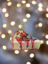 Indlæs billede til gallerivisning Glass Christmas cheesecake Christmas bauble tree hanging decoration/christmas/seasonal/ glass hanging item - Marissa's Garden & Gift