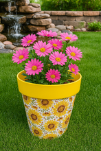Afbeelding in Gallery-weergave laden, Sunflowers pot full of sunflowers height 26cm - Marissa's Garden & Gift