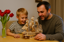 Afbeelding in Gallery-weergave laden, DIY Model wooden kit Pirate ship - Marissa's Garden & Gift