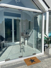 Afbeelding in Gallery-weergave laden, Door Mats Indoor / Outdoor | Non Slip Star Design Entrance Welcome Mat (black Star) 60 x 40 x 20cm - Marissa's Garden & Gift