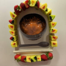 Afbeelding in Gallery-weergave laden, Handmade hand painted orange feather design food safe coconut bowl and spoon Set with free gift bamboo straw and gift box - Marissa's Garden & Gift