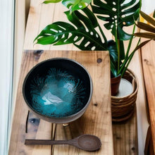 Indlæs billede til gallerivisning Handmade hand painted turquoise feather design food safe coconut bowl and spoon Set with free gift bamboo straw and gift box - Marissa's Garden & Gift