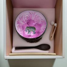 Charger l'image dans la galerie, Handmade hand painted white and pink with elephant design food safe coconut bowl and spoon Set with free gift bamboo straw and gift box - Marissa's Garden & Gift