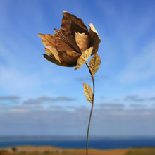 Afbeelding in Gallery-weergave laden, Handmade outdoor/ garden tulip Metal garden flower 95cm - Marissa's Garden & Gift