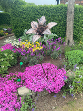 Charger l'image dans la galerie, Handmade bronze Lily metal garden/outdoor flower for outdoors/garden 125cm - Marissa's Garden & Gift