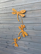 Indlæs billede til gallerivisning Rustic dragonfly garden/outdoor wall art - Marissa's Garden & Gift