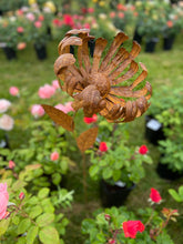Load image into Gallery viewer, Handmade rusty garden/outdoor chrysanthemum metal garden flower 119cm
