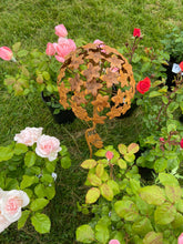 Afbeelding in Gallery-weergave laden, Hydrangea rusty outdoor garden metal garden flower 97cm - Marissa's Garden & Gift