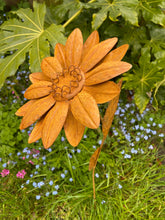 Load image into Gallery viewer, Handmade sunflower garden/outdoor metal garden ornament 89cm - Marissa's Garden & Gift