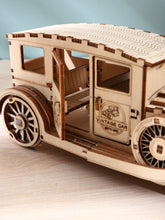Afbeelding in Gallery-weergave laden, DIY Model wooden kit classic car - Marissa&#39;s Garden &amp; Gift
