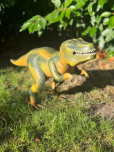 Charger l&#39;image dans la galerie, Garden sculpture T-Rex dinosaur - Marissa&#39;s Garden &amp; Gift
