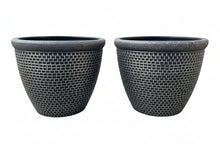 Laden Sie das Bild in den Galerie-Viewer, Wentworth black and silver coloured flower pot x 2 pots - Marissa's Garden &amp; Gift
