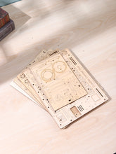 Afbeelding in Gallery-weergave laden, DIY Model wooden kit classic car - Marissa&#39;s Garden &amp; Gift
