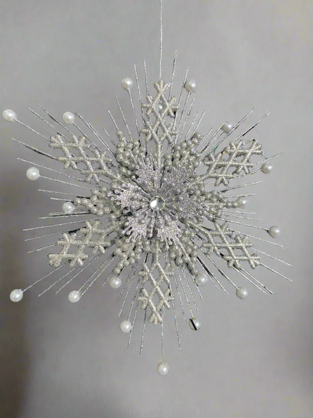 Handmade silver hanging snowflake Christmas bauble tree hanging decoration/christmas/seasonal/ resin hanging item measuring 19 x 2 x 23cm - Marissa's Garden & Gift