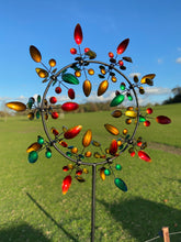 Charger l&#39;image dans la galerie, Spinner de sculpture éolienne de jardin Sherborne
