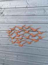 Charger l&#39;image dans la galerie, Rusty Wall Art / Rusty Metal Swallows Sculpture / Flock of Birds Wall Decor / Rusty Metal Bird Garden Decor / garden gift / Swift Wall Art
