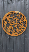 Video laden en afspelen in Gallery-weergave, Handmade rusty 60cm wall plaque of blackbird, wren and hedgerow Wall Plaque, Rusted Aged Metal indoor/ outdoor Garden Wall Art
