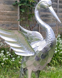 Grue en métal de grande grue | Statue de jardin | Art de cour d'oiseau | Décor extérieur | Statues d'extérieur | Cadeau de jardin | Sculpture de porche | Décor de jardin